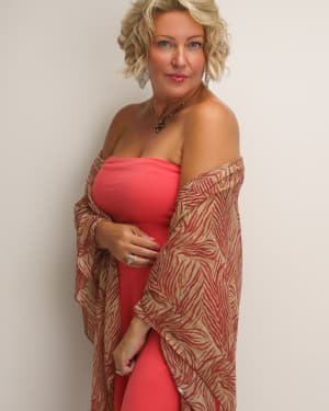 Angela Lea