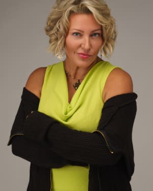 Angela Lea